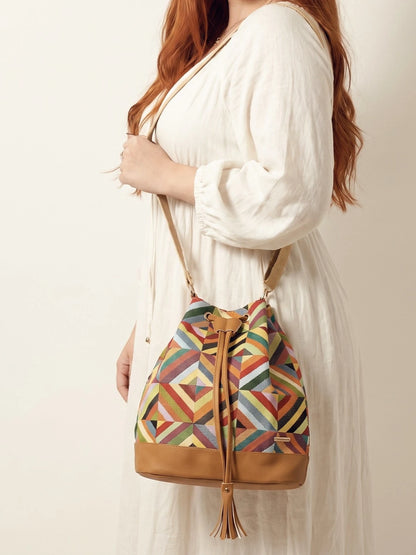 Bolso Bucket Manos Libres con Strap — Aria