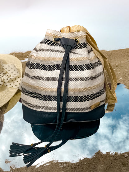 Bucket Bag Aria Miel, Negro, Beige, Azul y Vinotinto