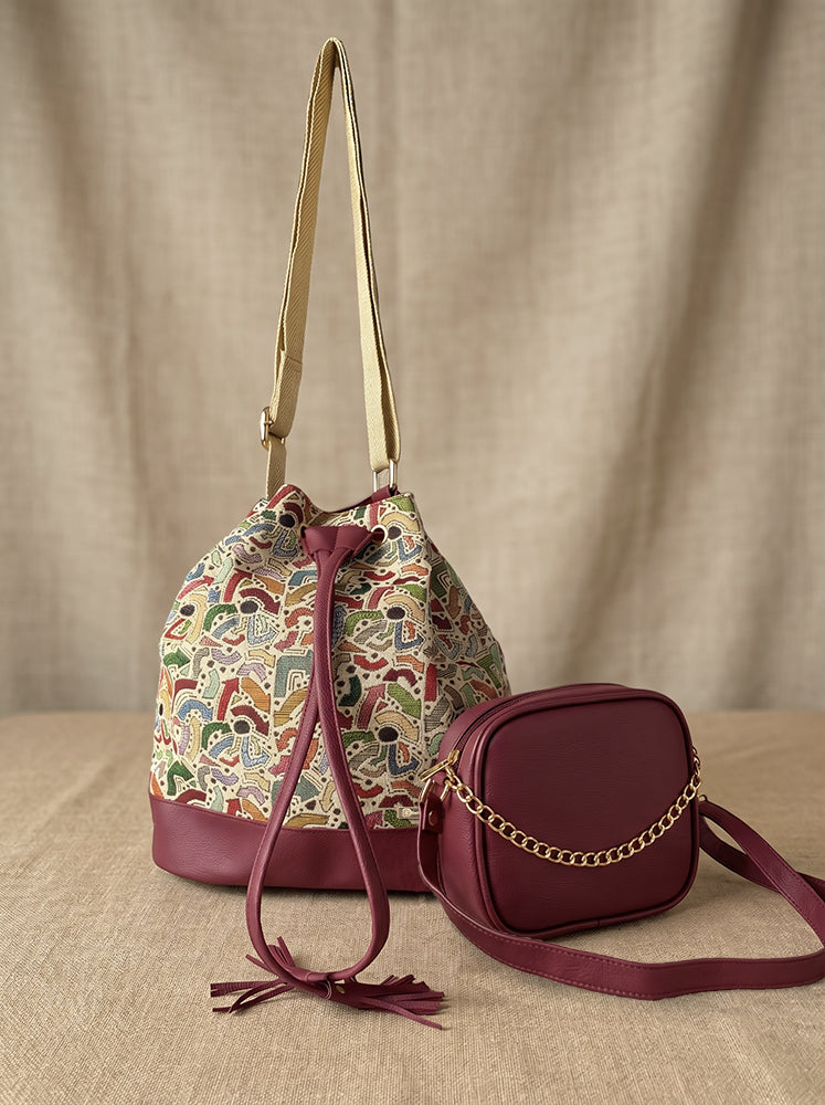 Set dos piezas Combo Bolso Mediano y Manos Libres Borgoña (Aria-Sade)