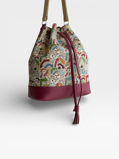 Bucket Bag Aria Miel, Negro, Beige, Azul y Vinotinto