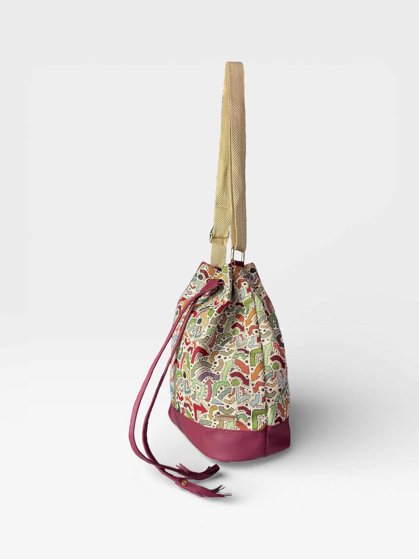 Bucket Bag Aria Miel, Negro, Beige, Azul y Vinotinto