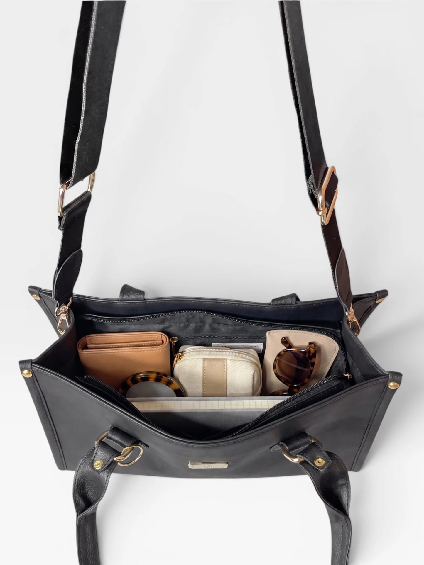 Bolso Estructurado con Monedero y Strap — Cloe