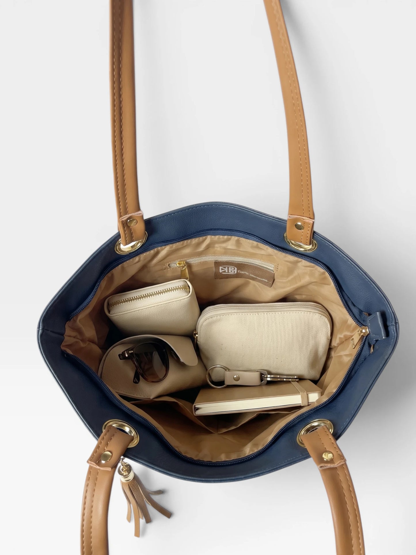 Bolso Mediano con Cosmetiquera a Juego — Gady