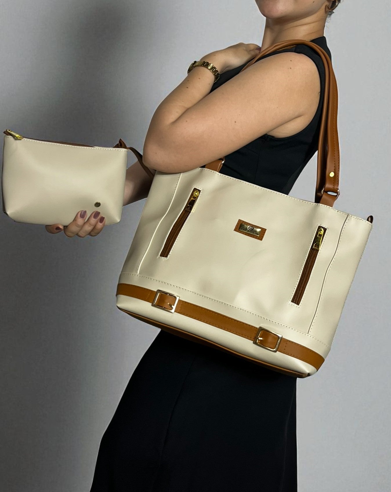 Cartera Gigi Beige Con Accesorio