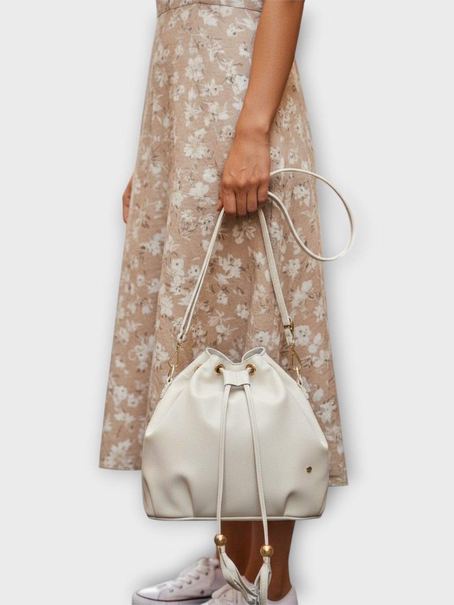 Bolso Bucket Iris Negro y Beige