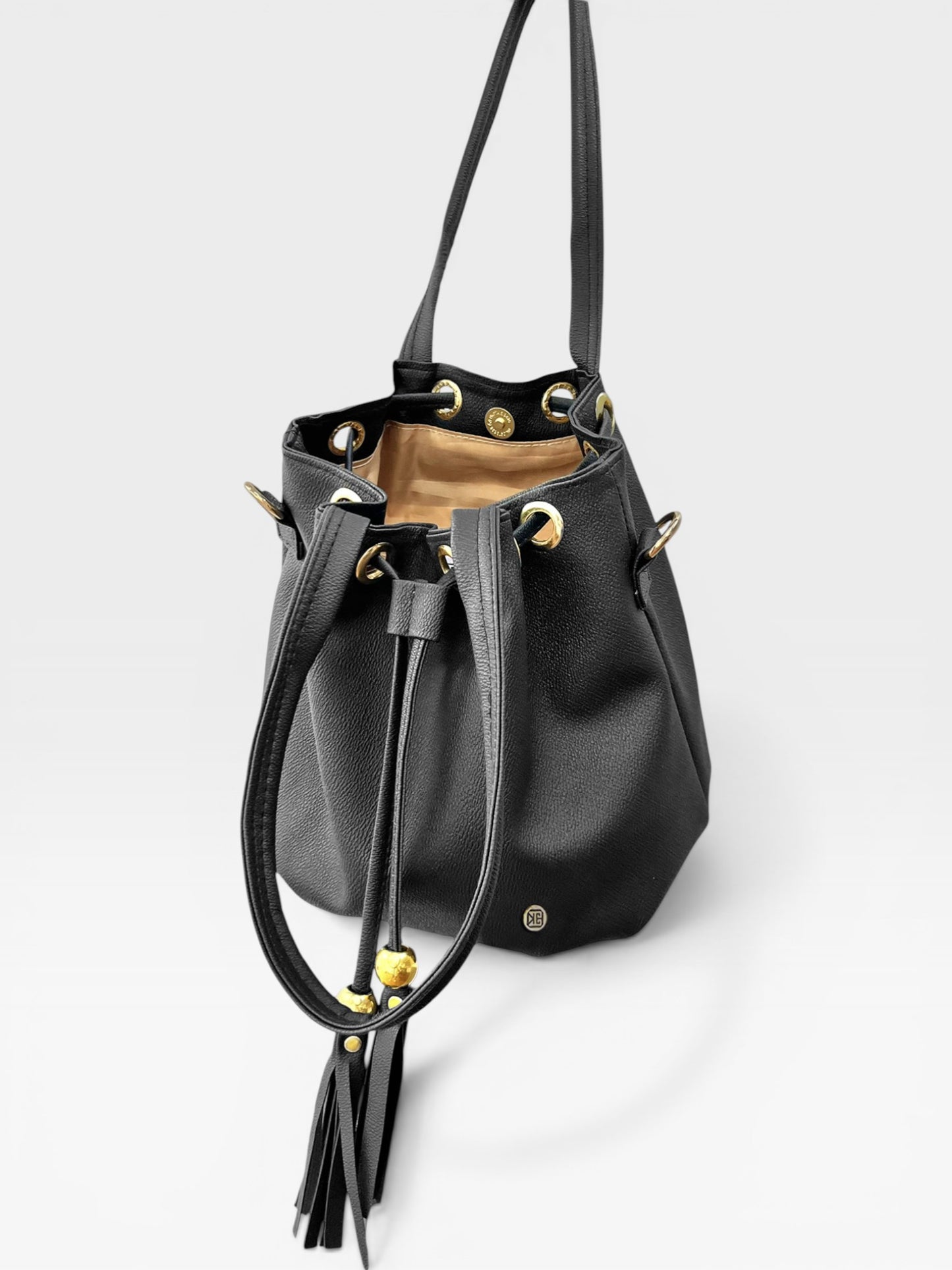 Bolso Doble Asa con Strap Removible Bucket Bag - Beige y Negro (Iris)