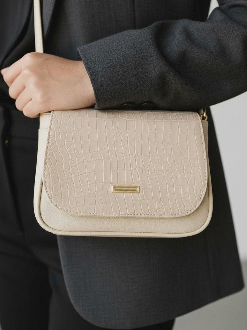 Bolso Manos Libres Lara - Negro y Beige