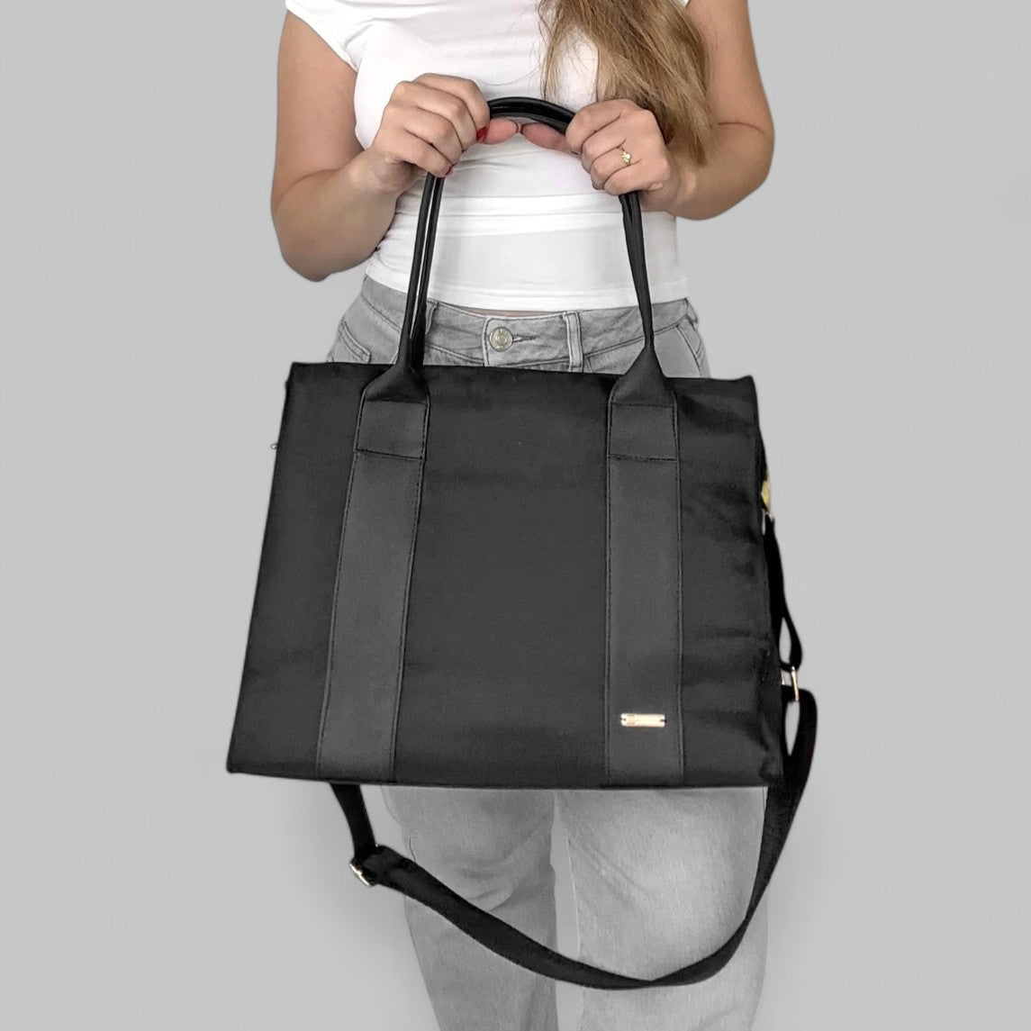 Shopper Laura Negro