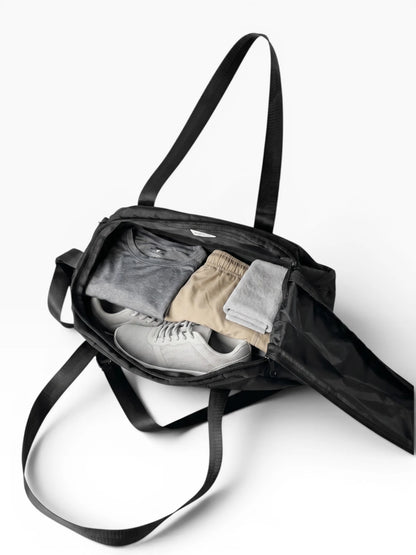 Bolso deportivo tipo duffle para gym o viaje - Rosa y Negro (Lois)