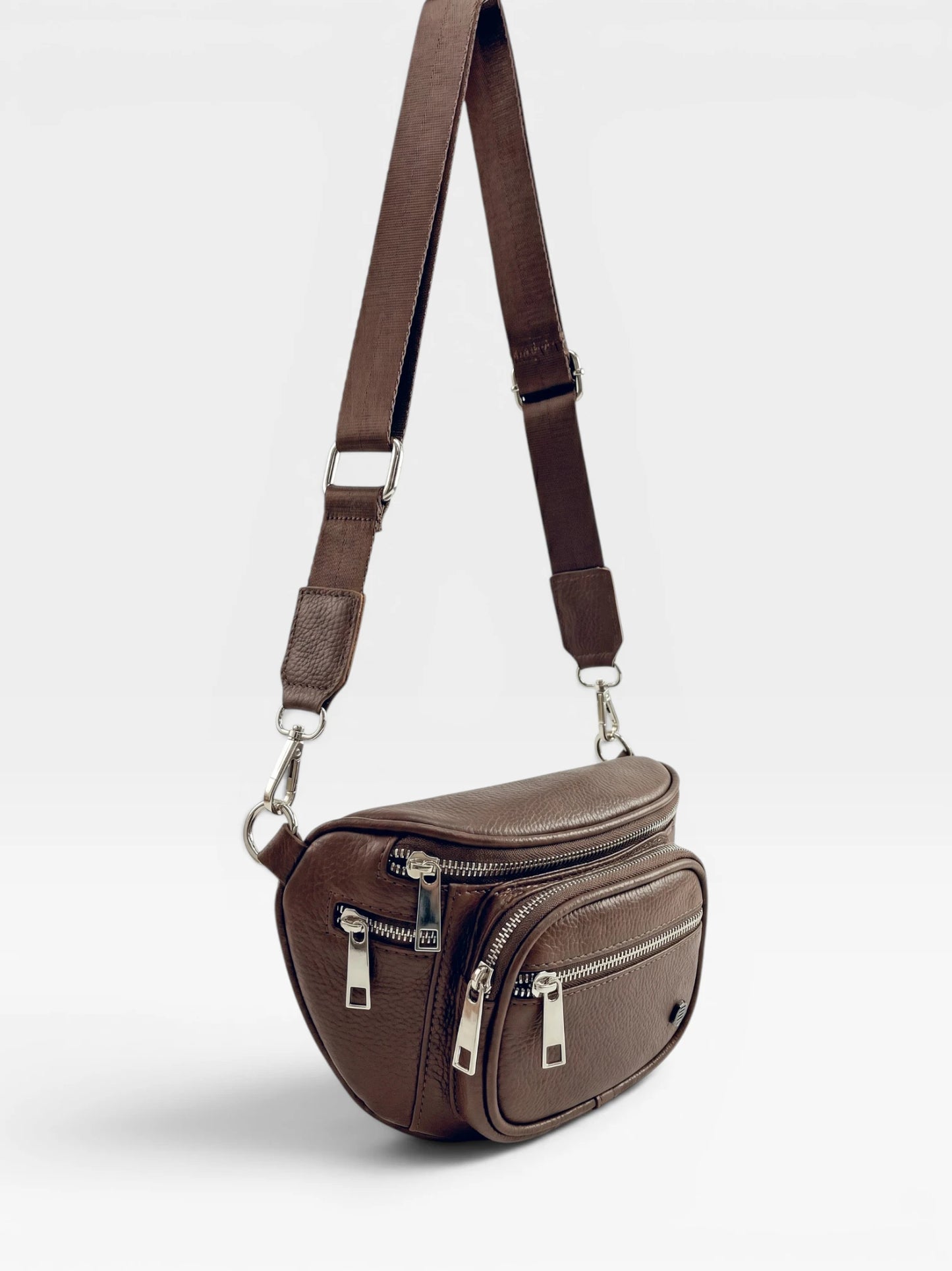 Canguro Bolso Riñonera Negro y Café (Sara)